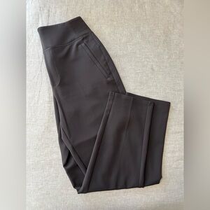 Athleta Endless High Rise Pant, Brown, Size 2, Excellent Condition.